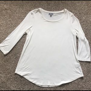 Women’s M white top